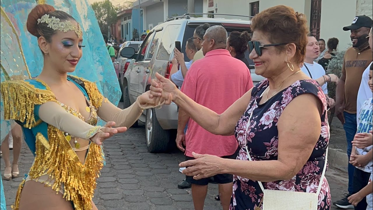 ¡Así se goza el Carnaval en mi pueblo! 💃🐎 Tradición, baile y pura alegría