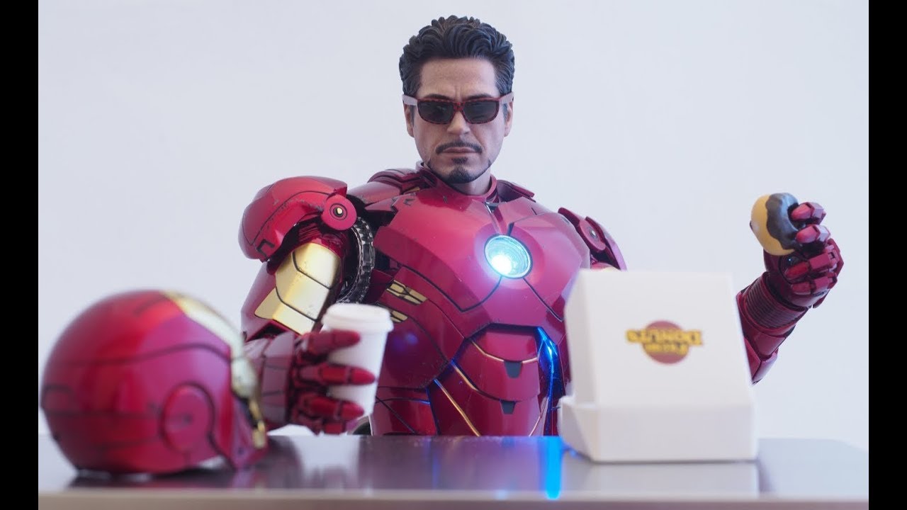 Hot Toys Iron Man Mark IV Figure