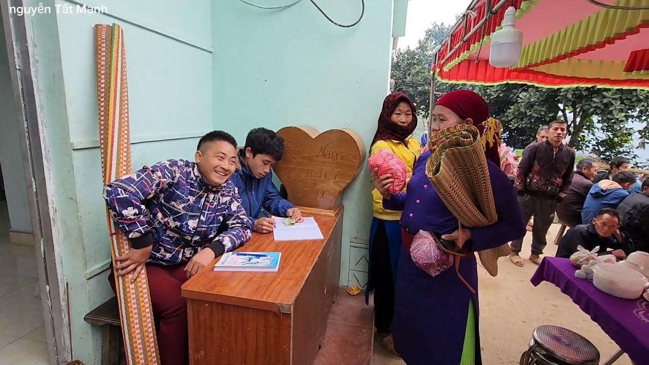 KẾT QUẢ CUỐI CÙNG ĐÁM CƯỚI NGƯỜI H'MÔNG GIỮA RỪNG MỪNG TOÀN CHĂN CHIẾU.Nguyễn Tất Mạnh