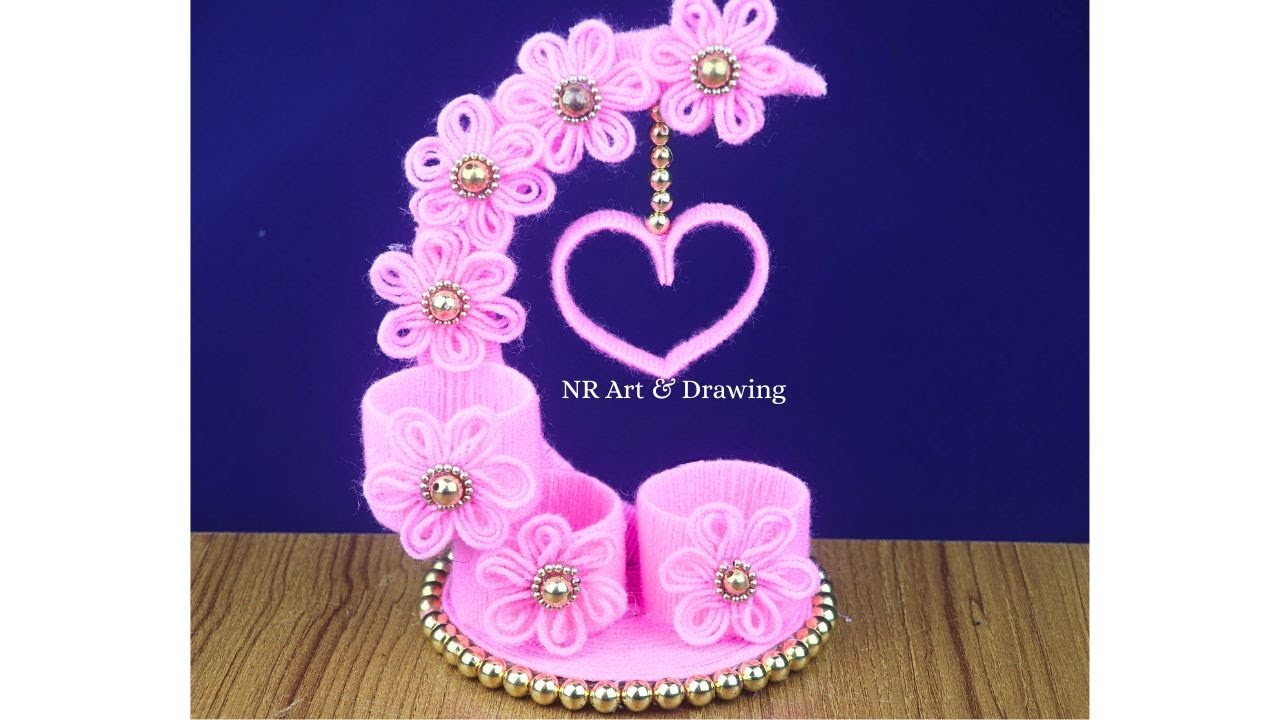 Amazing Woolen Craft Idea For Home Decor - Best reuse ideas - Plastic Bottle Craft Ideas