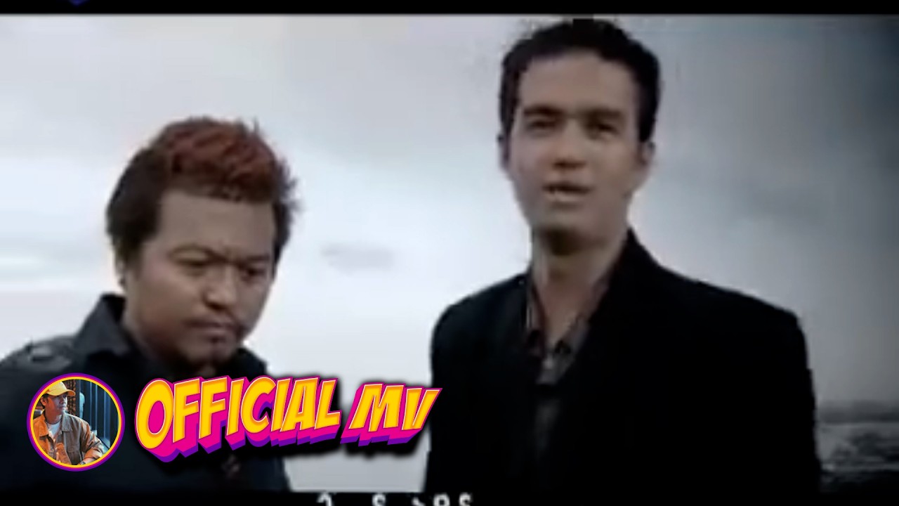စည်သူလွင် + ရဲလေး - မိန်းကလေး (Official MV)