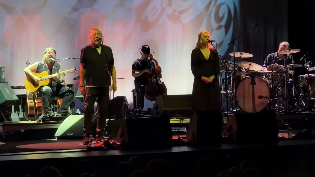Robert Plant's Saving Grace ft. Suzi Dian - It’s a Beautiful Day Today - Toronto, ON - 2025/11/10