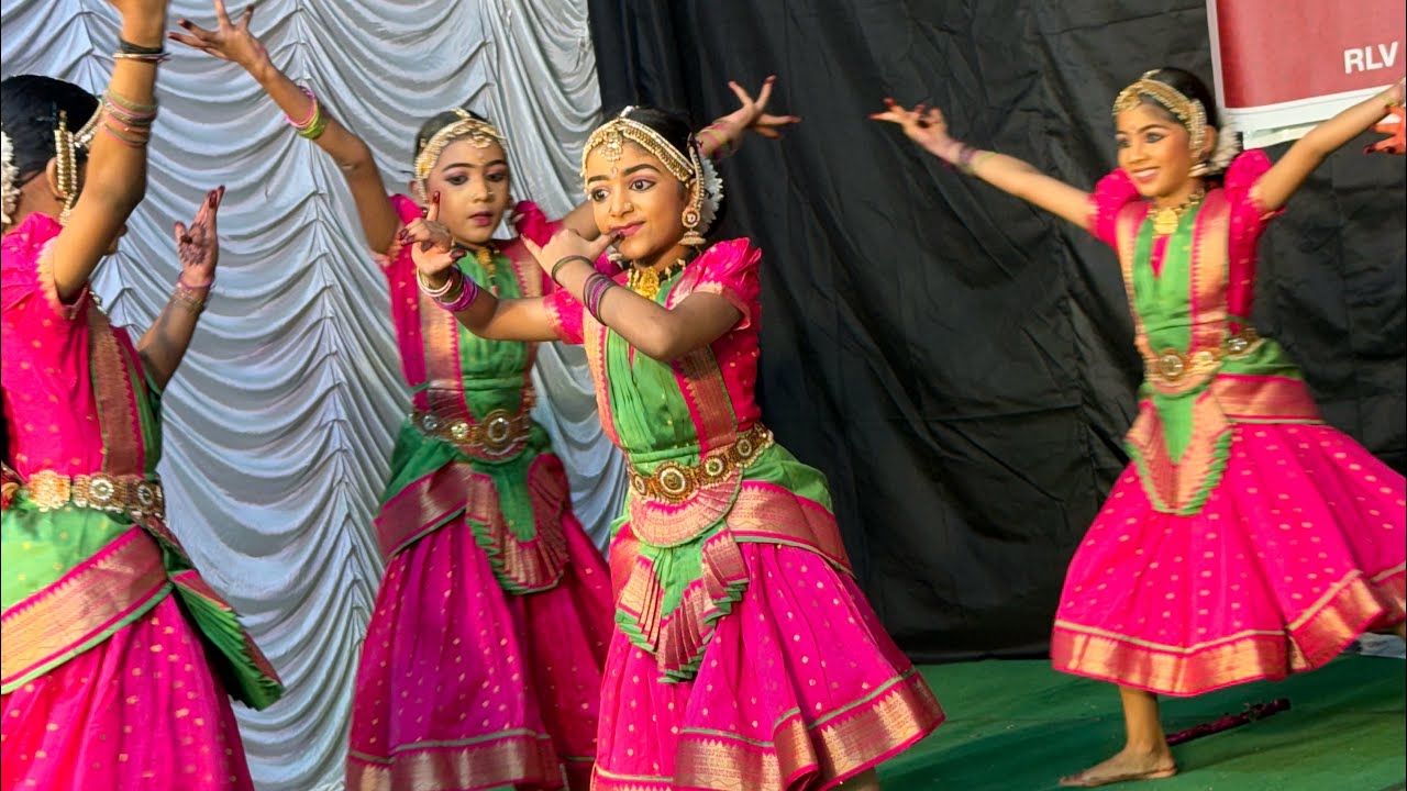 ഒരു നിമിഷം കണ്ണനെ പോലെ #മാധവം 