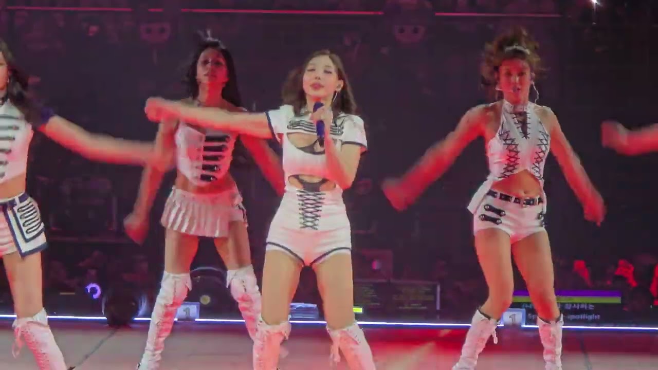 TWICE THIS IS FOR WORLD TOUR IN BANGKOK Day 1 - I CAN'T STOP ME