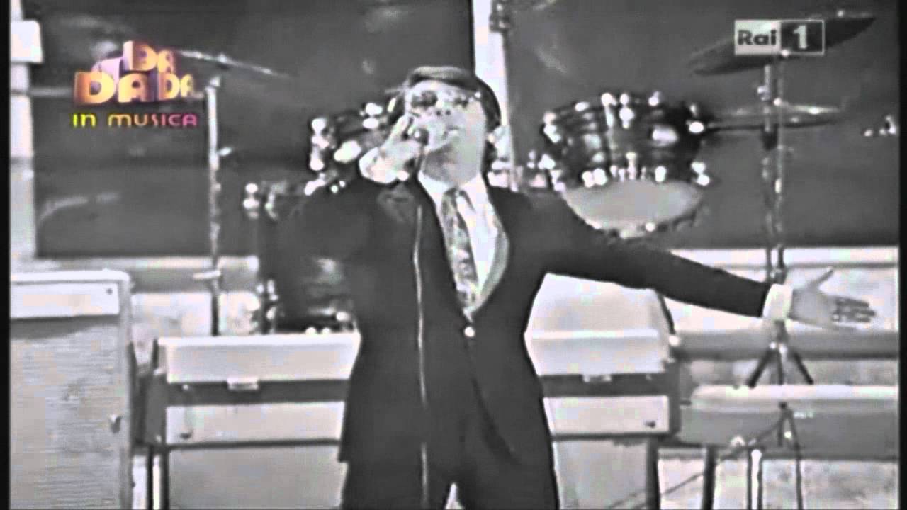 ♪ Nicola Di Bari ♫ Il mondo è grigio il mondo è blu ♪