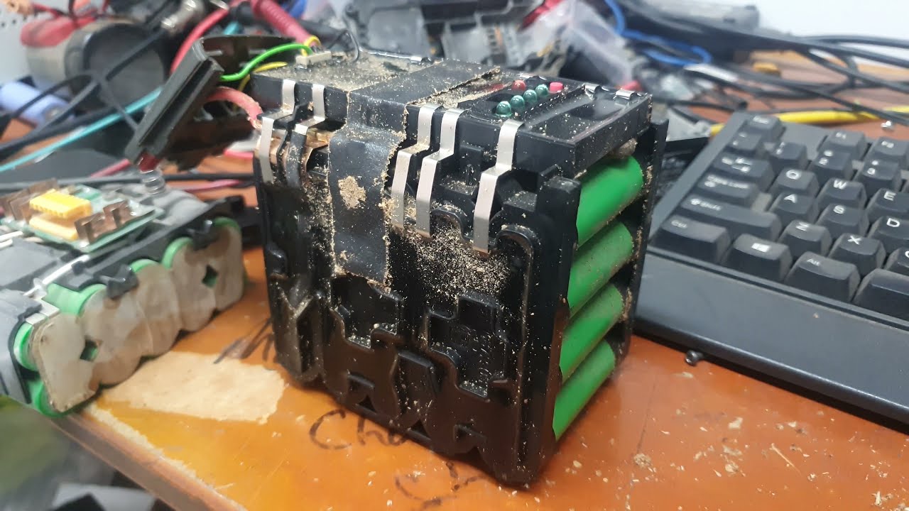 Husqvarna  36v 4.2 amp battery tear down before cell recovery