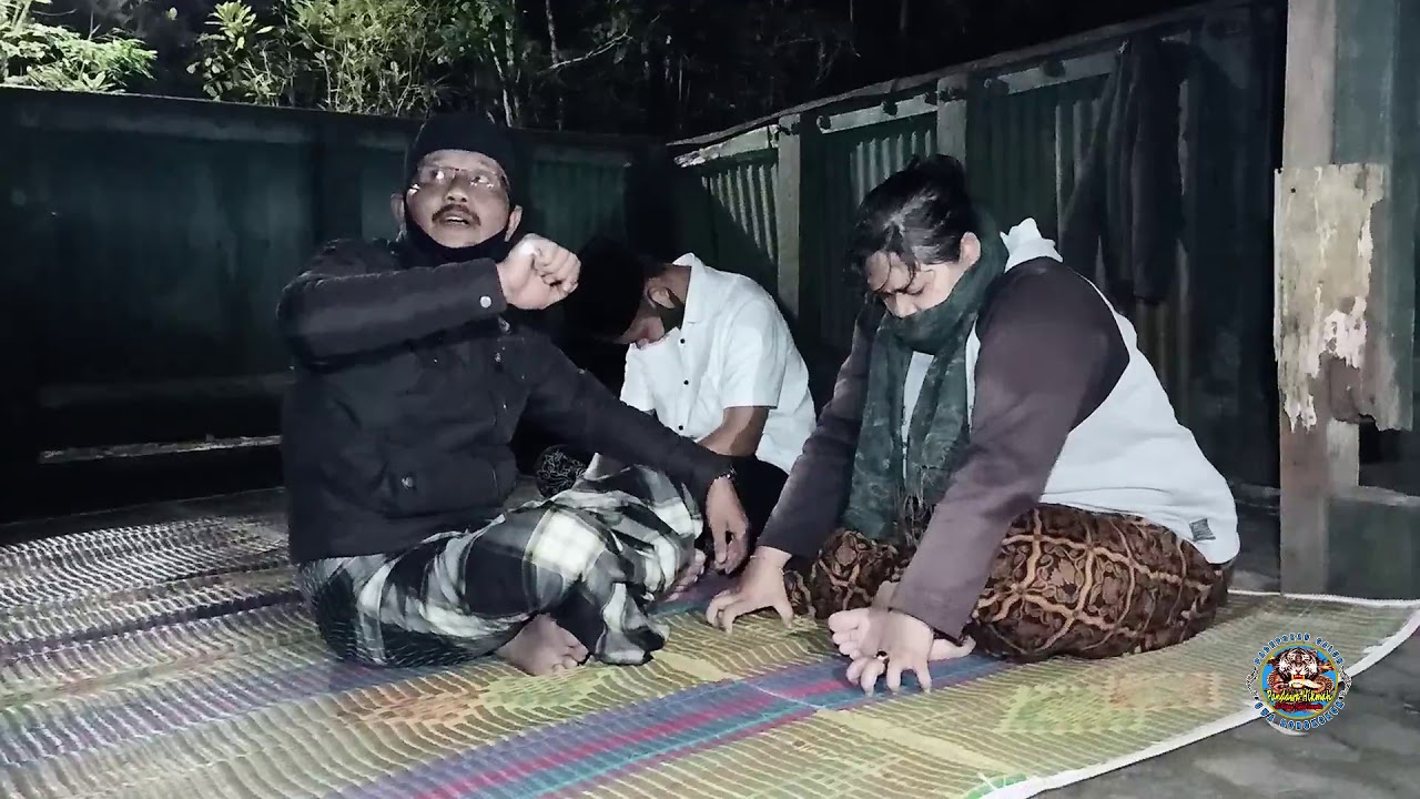 Penguakan Makam Mbah Kalibening Banyumas