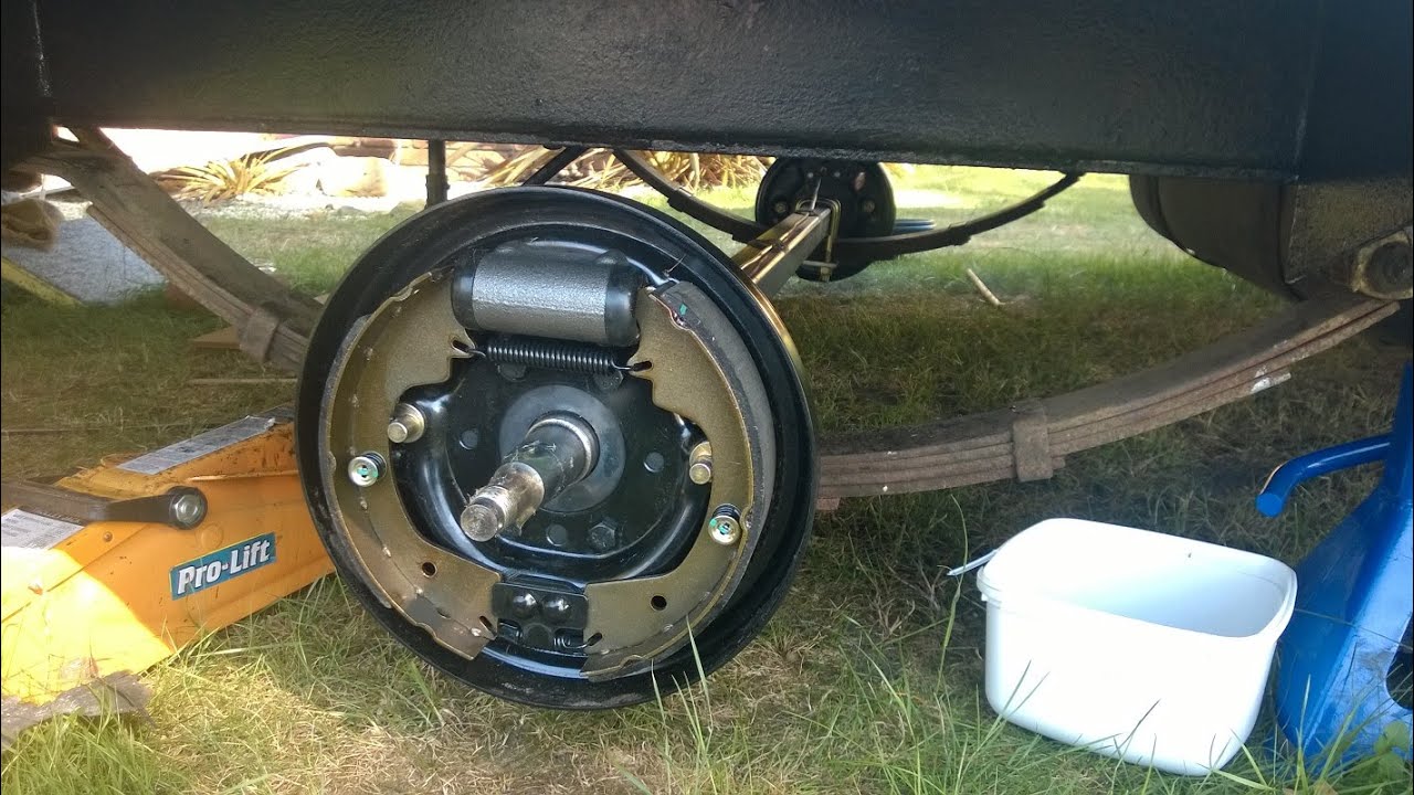 1977 Franklin Caravan Update 9: new axle and brakes
