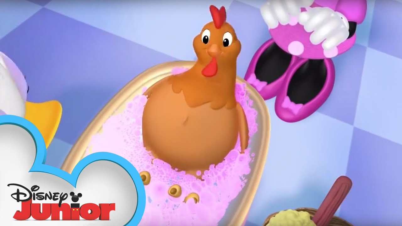Freaky Fowl Day | Minnie's Bow-Toons | @disneyjr