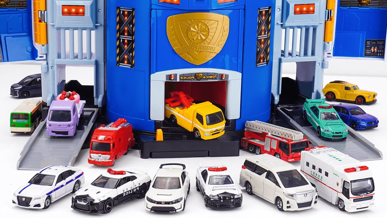 Tomica Mini Cars ☆ Unboxing Review and Running Test With Various Police Car Toy (No Talking)