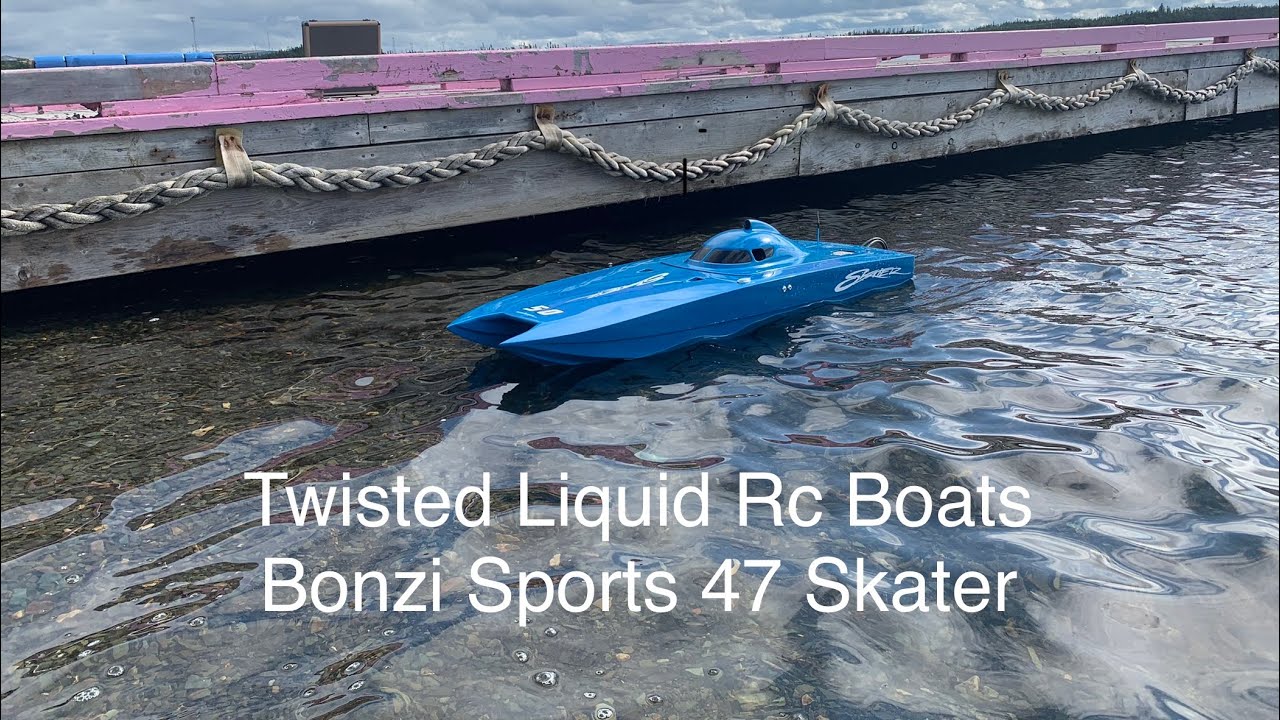 Bonzi Sports 47 Skater Rc Boat