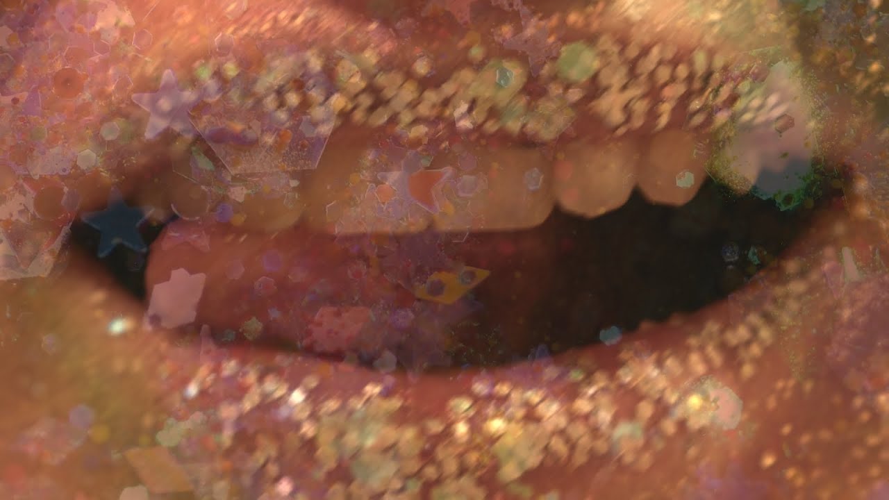 Lo Lauren - Before The Kiss (Visualiser + Fan Kisses)
