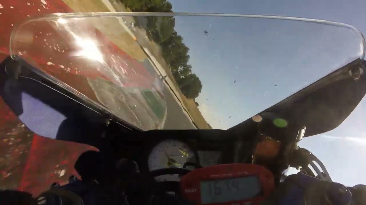 Mugello on board gsx-r 600 K6    2.10"