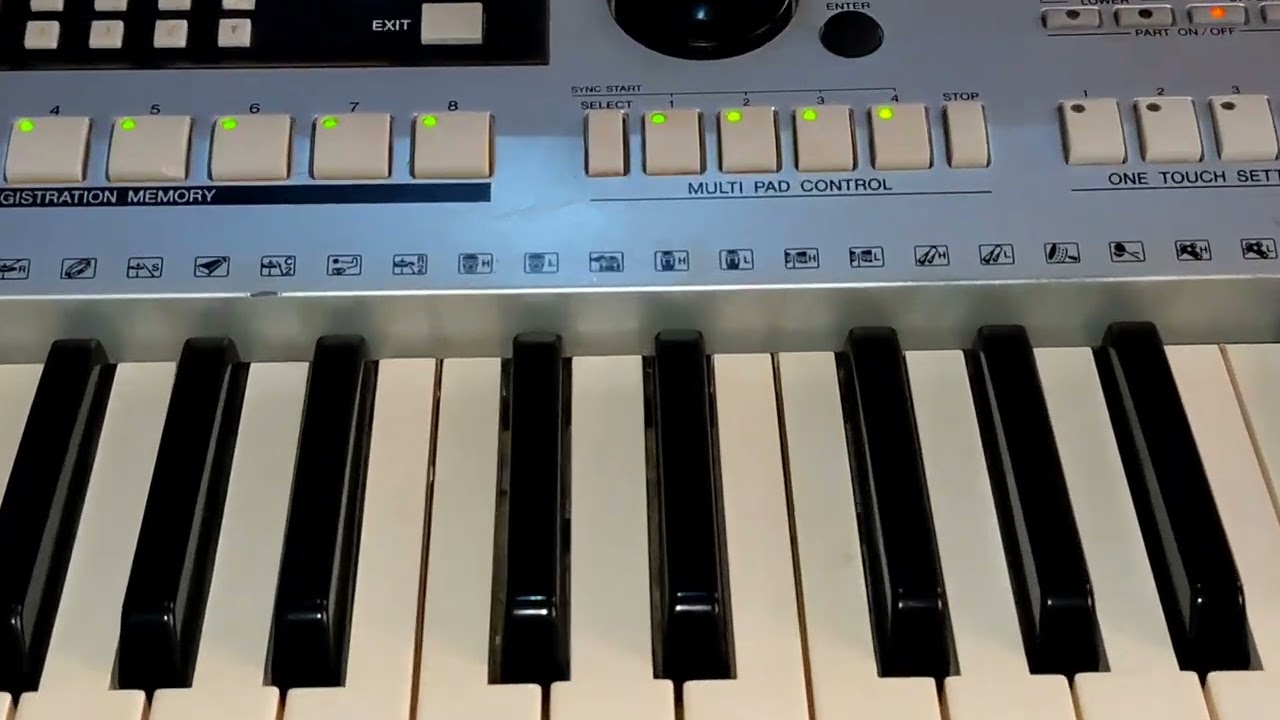 uko wacuranga piano seben neza cyane mineri ( amabanga yo gucuranga seben) 🎹#rodrigue