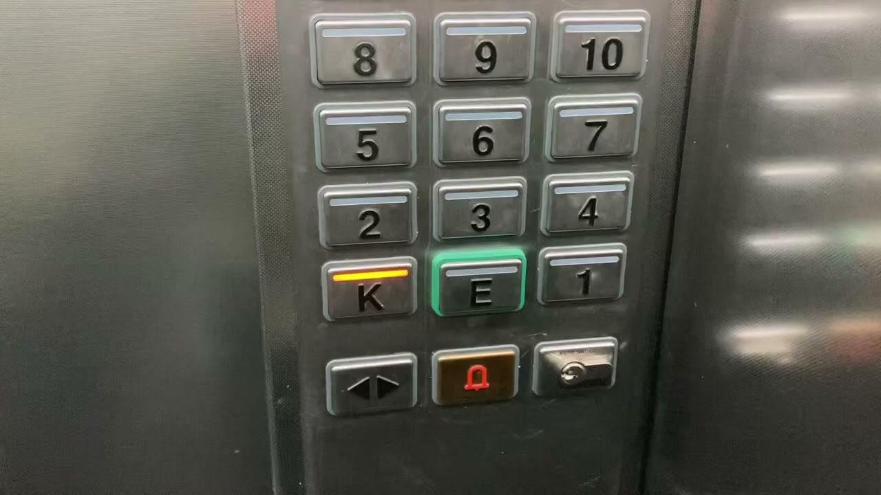 2018 Mod Schindler Aufzug in Wohnhaus in Hochhaus in Nürnberg Imbuschstraße 6