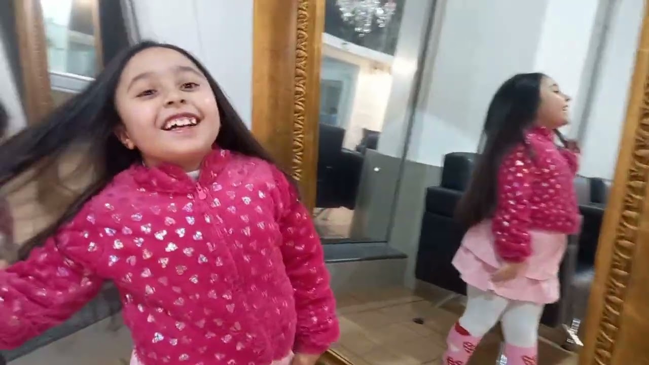 Primeiro vídeo do canal ALISANDO O CABELO PELA PRIMEIRA VEZ