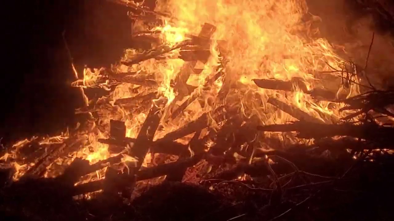 Watch a fire 🔥 Crumble 🤟