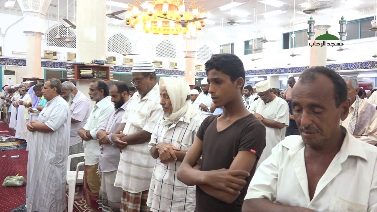 صلاة التراويح من مسجد الرحاب عدن رمضان 1438للقارئ صديق طارق