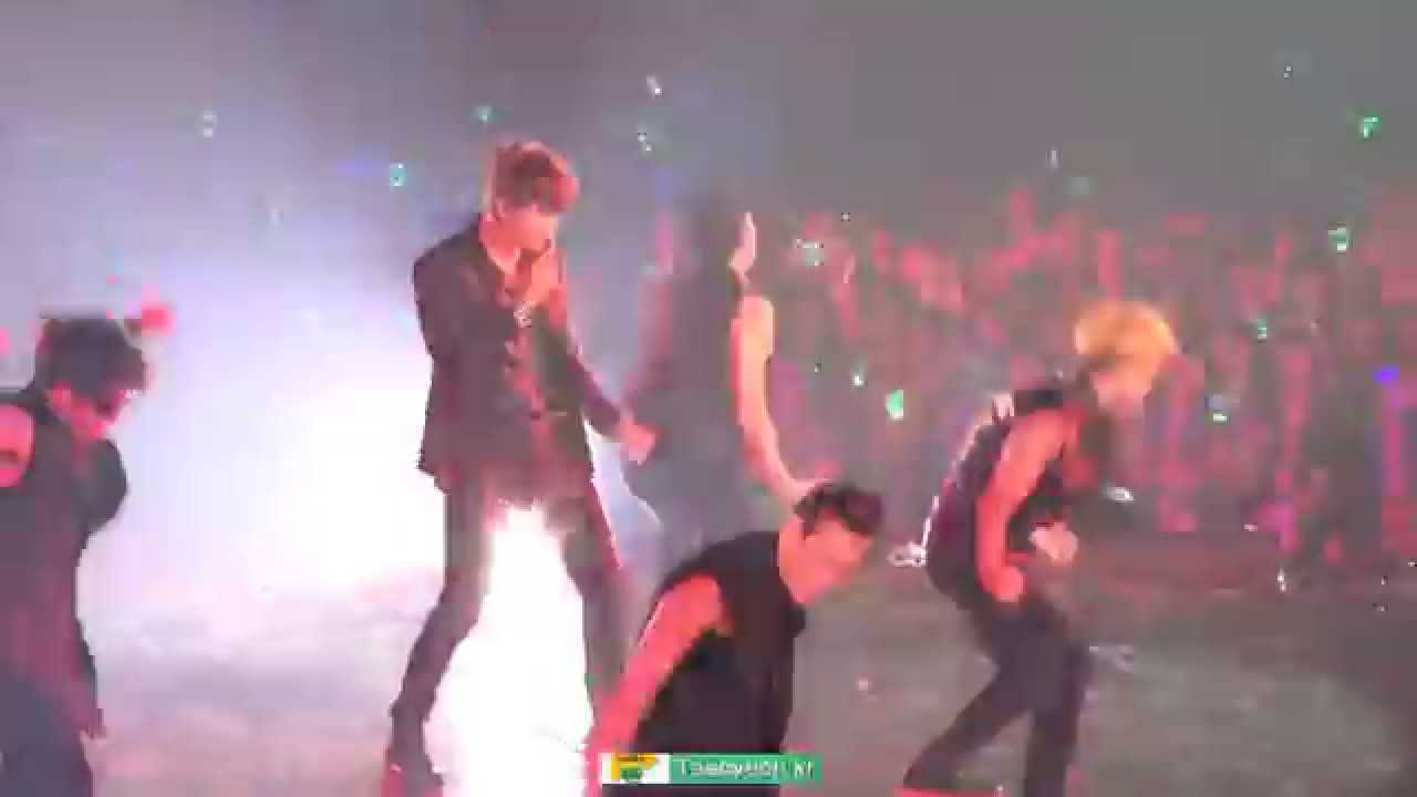 N e v e r G i v e  U p 택연,  Taecyeon, 2pm