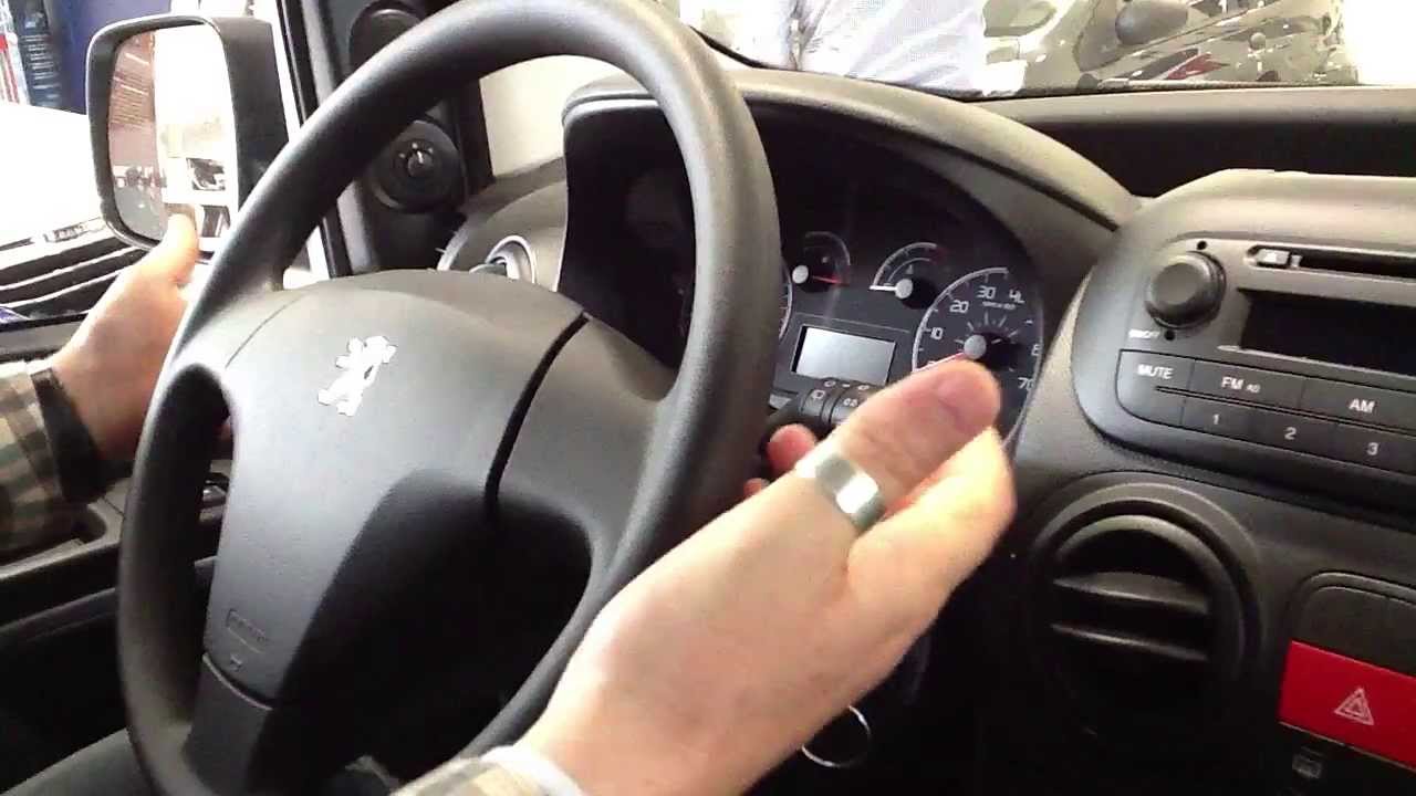 Gli interni di Peugeot Bipper Tepee Outdoor