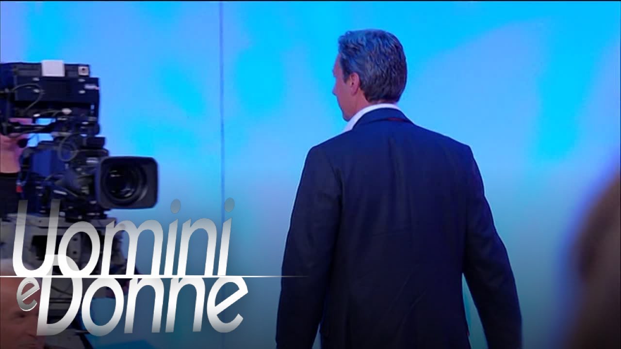Uomini e Donne, Trono Over - Simona e Stefano abbandonano lo studio