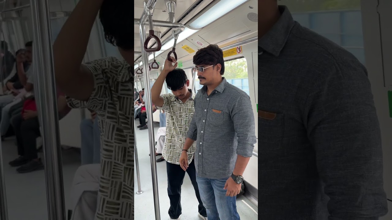 Delhi metro mein ye kya ho raha hai 😱 #viralvideo #shorts #tranding #viral #viralvideo #ytshorts