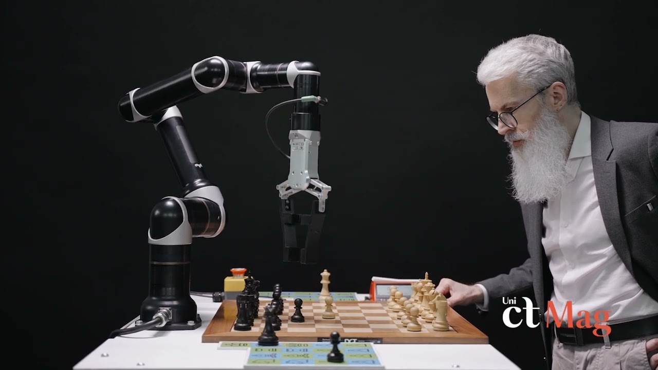 Come la tecnologia influenza la cultura? | Intervista a Massimo Sideri (Corriere della Sera)