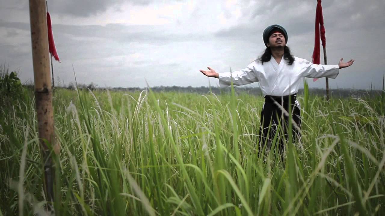 Syahadat Cinta, OST Cinta Tapi Beda. Candra Malik, Kidung Sufi.
