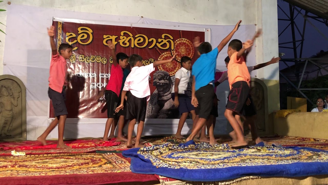 Gessena Peddena Bus ekak|5 samat flim song |ගැස්සෙන පැද්දෙන බස් එකක්