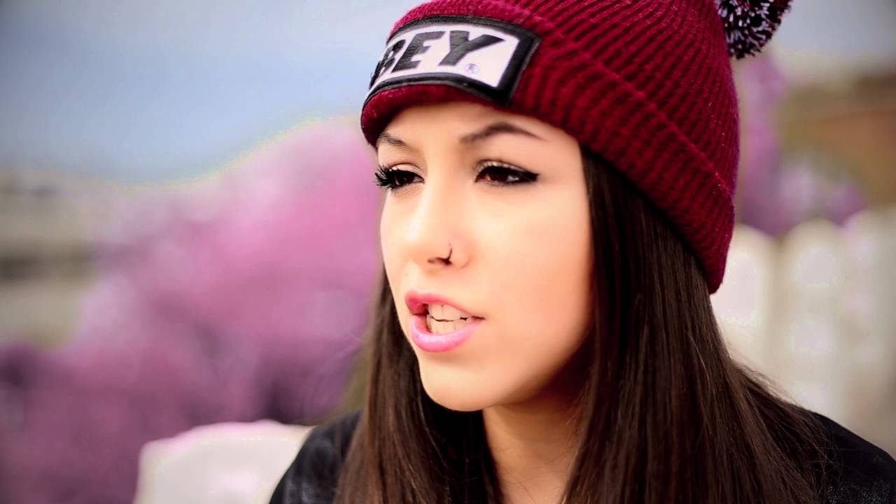 VER TUS LAGRIMAS CAER (videoclip Official) -Dharlyn Lobos FT Angel Isis Anngett