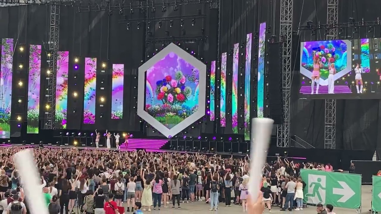 KPOP.FLEX Rehearsals + Show : MAMAMOO, IVE, DREAMCATCHER, AB6IX, (G)I-DLE, MONSTA X, KAI - 22/05/15