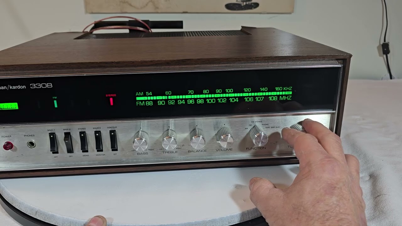 HARMAN KARDON 330B RECEIVER PROFESSIONALLY SERVICED AND READY TO GO WOODEN CASE 