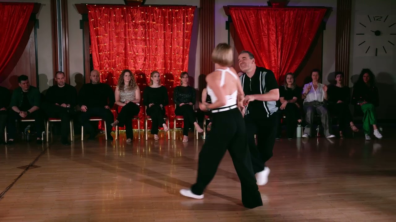 West Coast Swing Karácsonyi Gála 2025 JNJ   Rita és Ádám