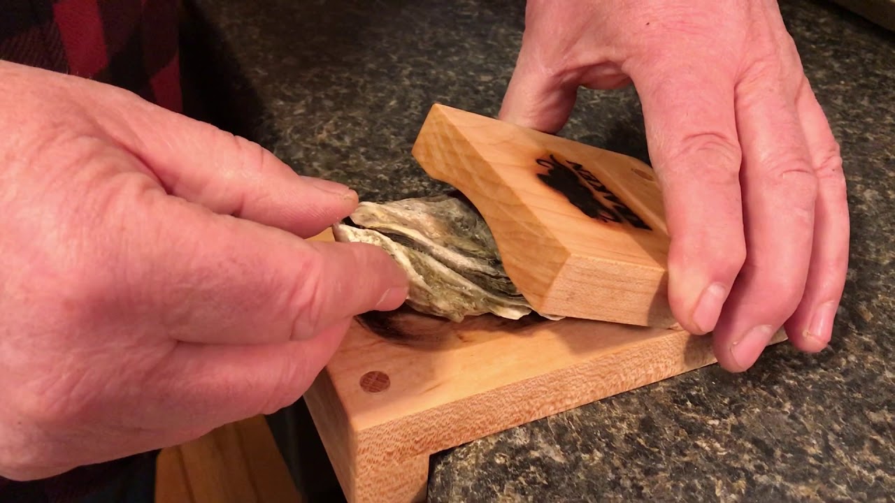 KRAKEN OYSTER GRIP DEMO MAINE MADE SHUCK TOOL