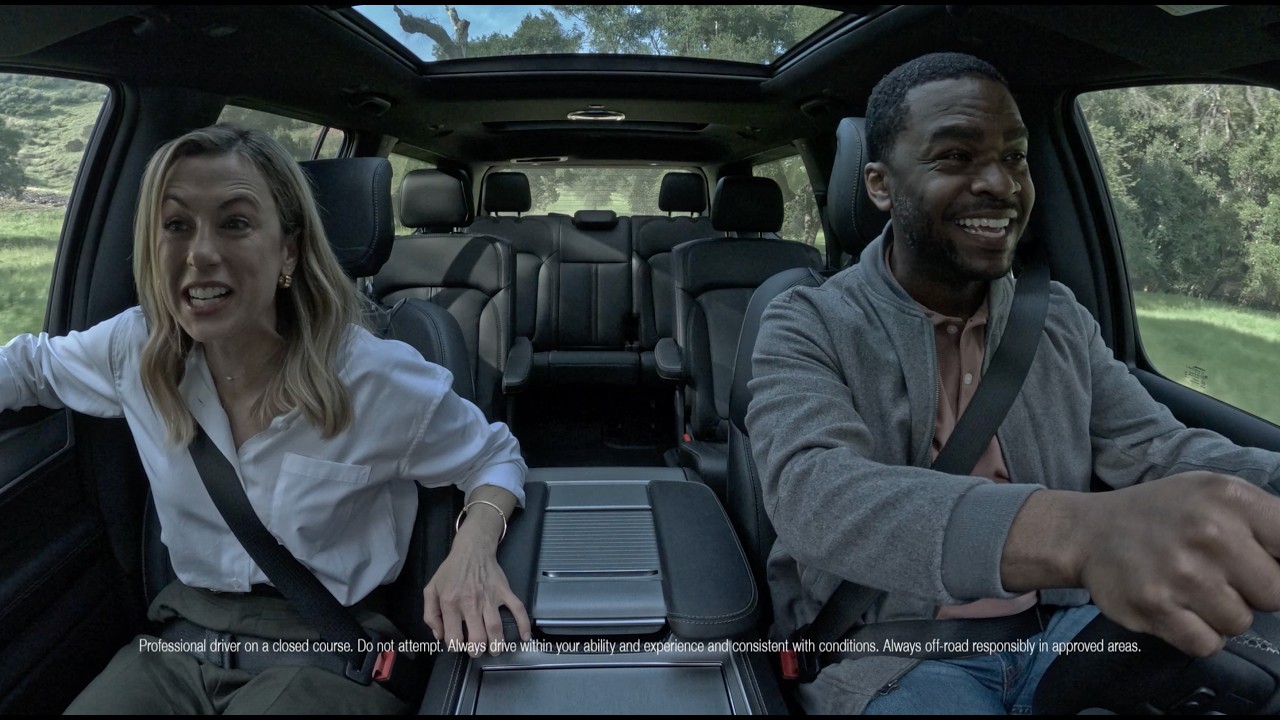 Iliza Shlesinger x 2026 Jeep&reg; Grand Wagoneer