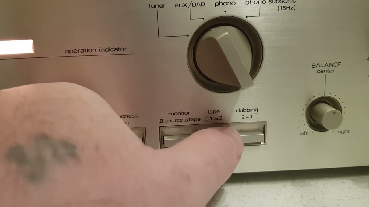 LUXMAN L-210