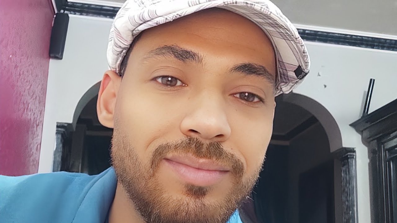 من أخطأ فى حقك،، سيظن أن كل رساله تكتبها ،، تقصده !!