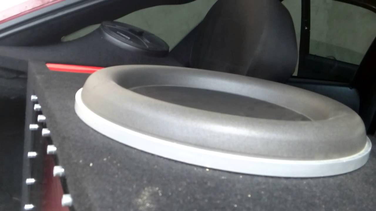 Легендарный JL AUDIO 13W7