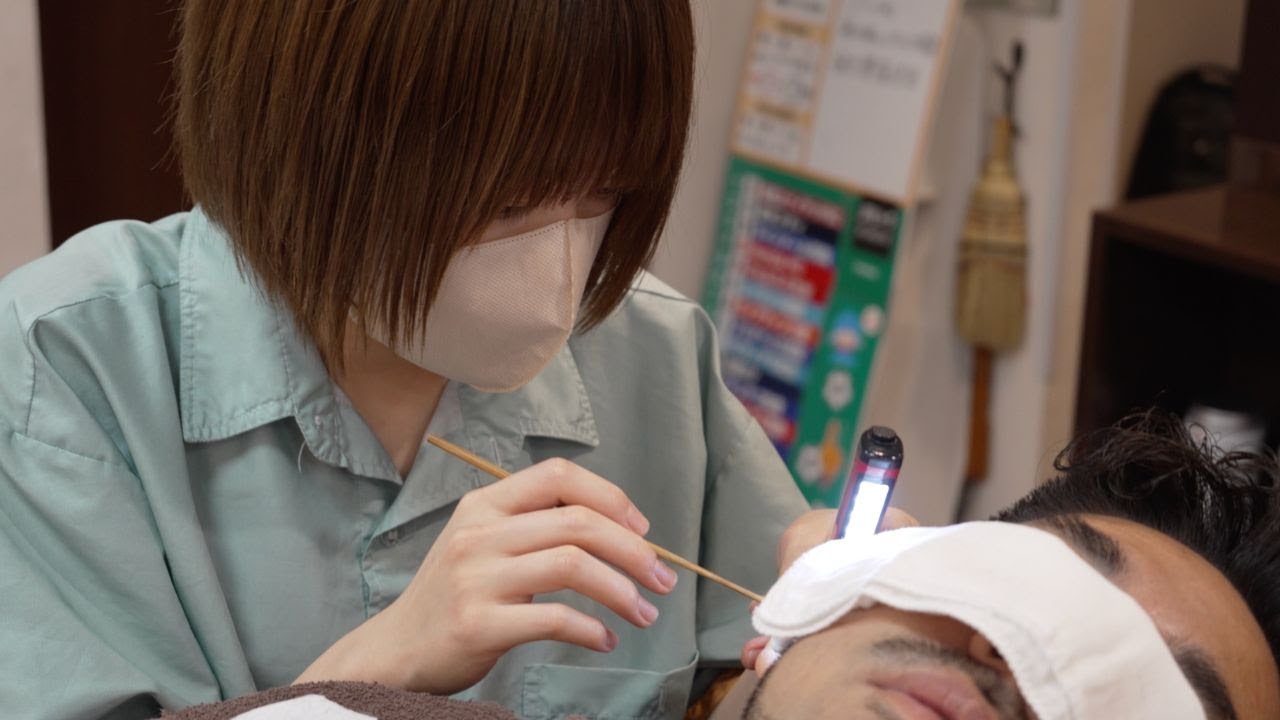 【耳掃除特集】一度は理容室で体験したい耳かき特集