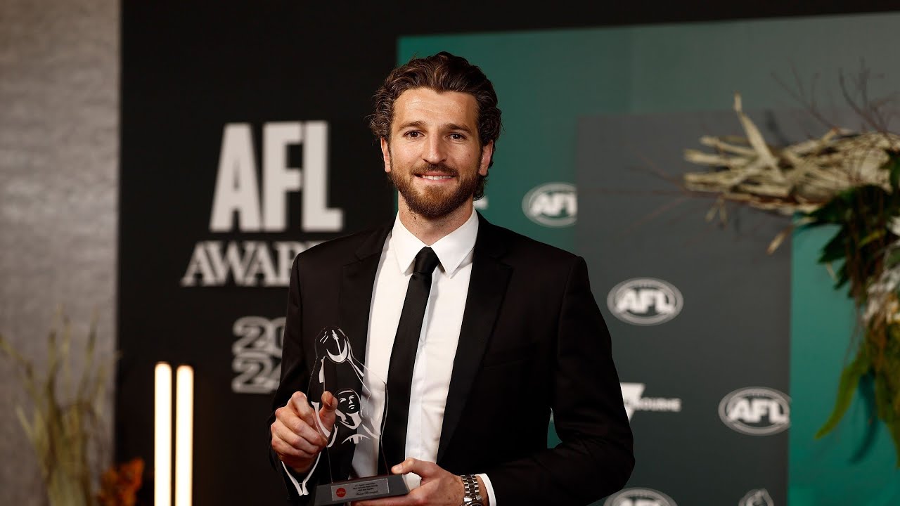 Marcus Bontempelli is named AFLPA Best Captain - AFL Awards 2024 - Western Bulldogs