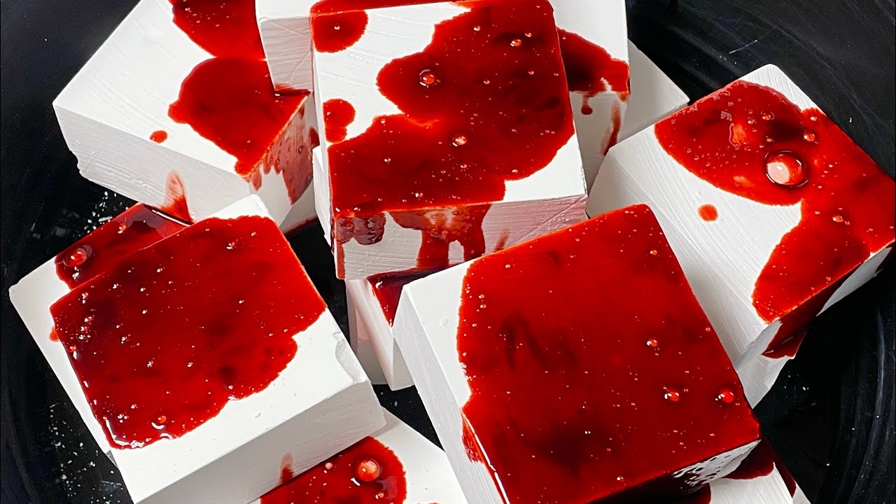 16 Bloody Chalk Blocks