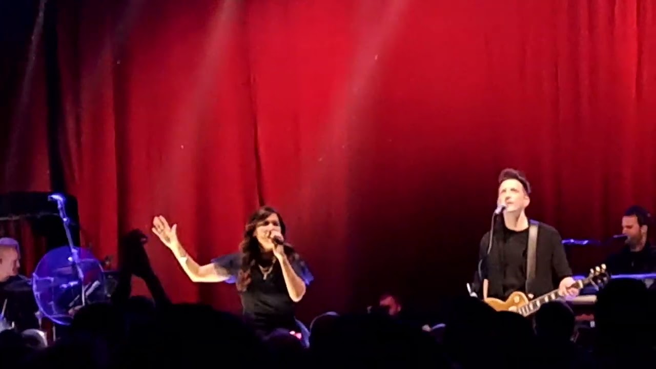 Natalie Imbruglia. What it feels like. Live at Shepherds Bush Empire