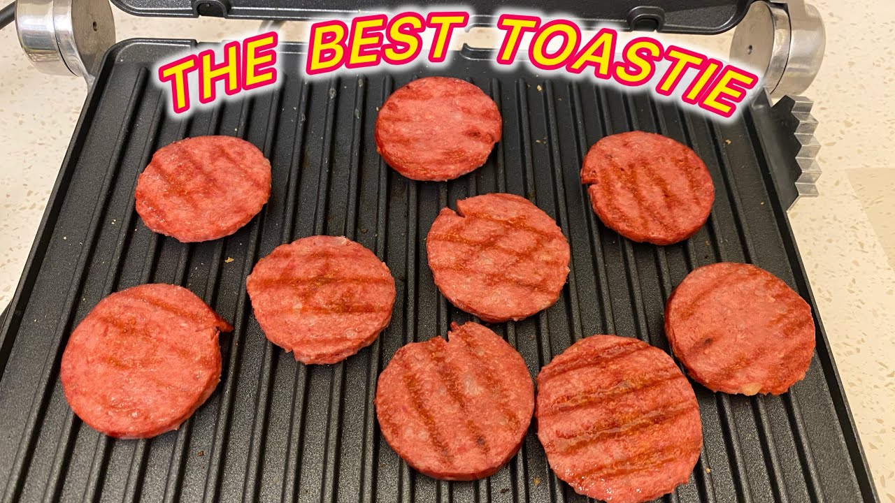 How to make the Perfect Toasted Sandwich (Only 3 Ingredients!) | Crispy Salami & Mozzarella Toastie 