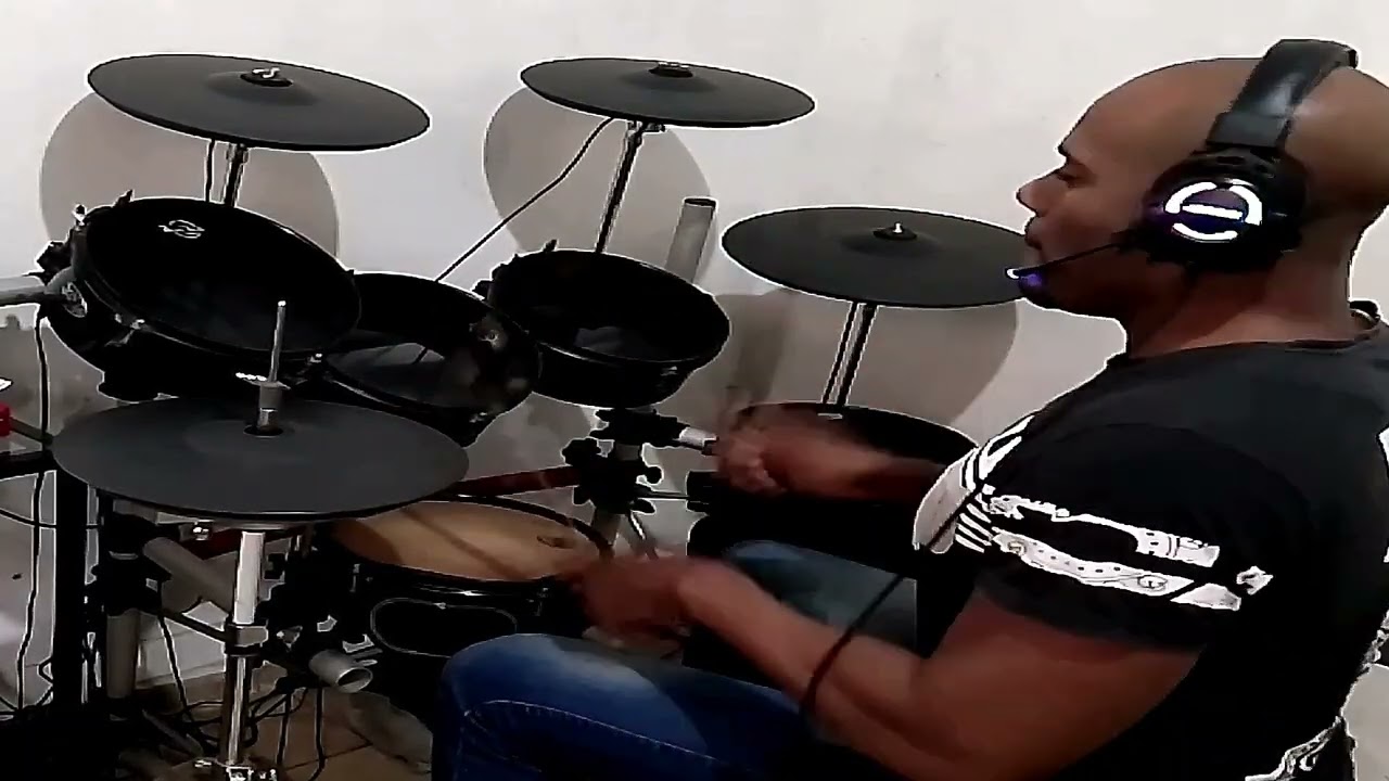 Candomblé MACUMBA! (xirê dos orixás ketu)