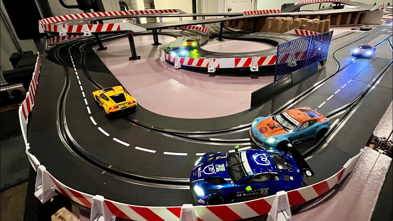 Reclaiming floor space and new track layout | Carrera Digital 132
