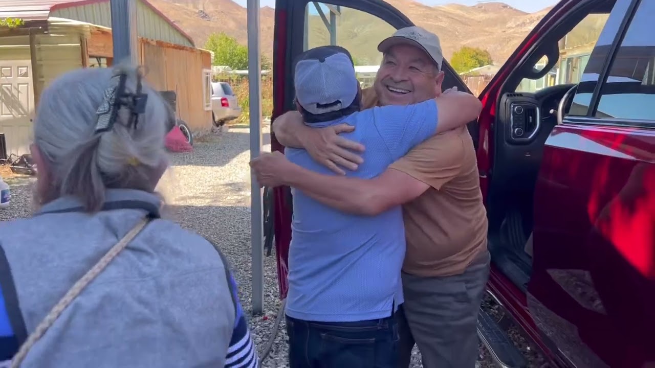 Mi Familia Me Visita De Denver Les Cocino Nopales Con Carne De Puerco!🌵🐖