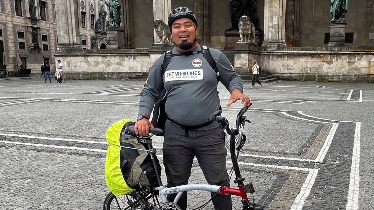 Saya Ronda 22 Negara dengan Basikal Lipat