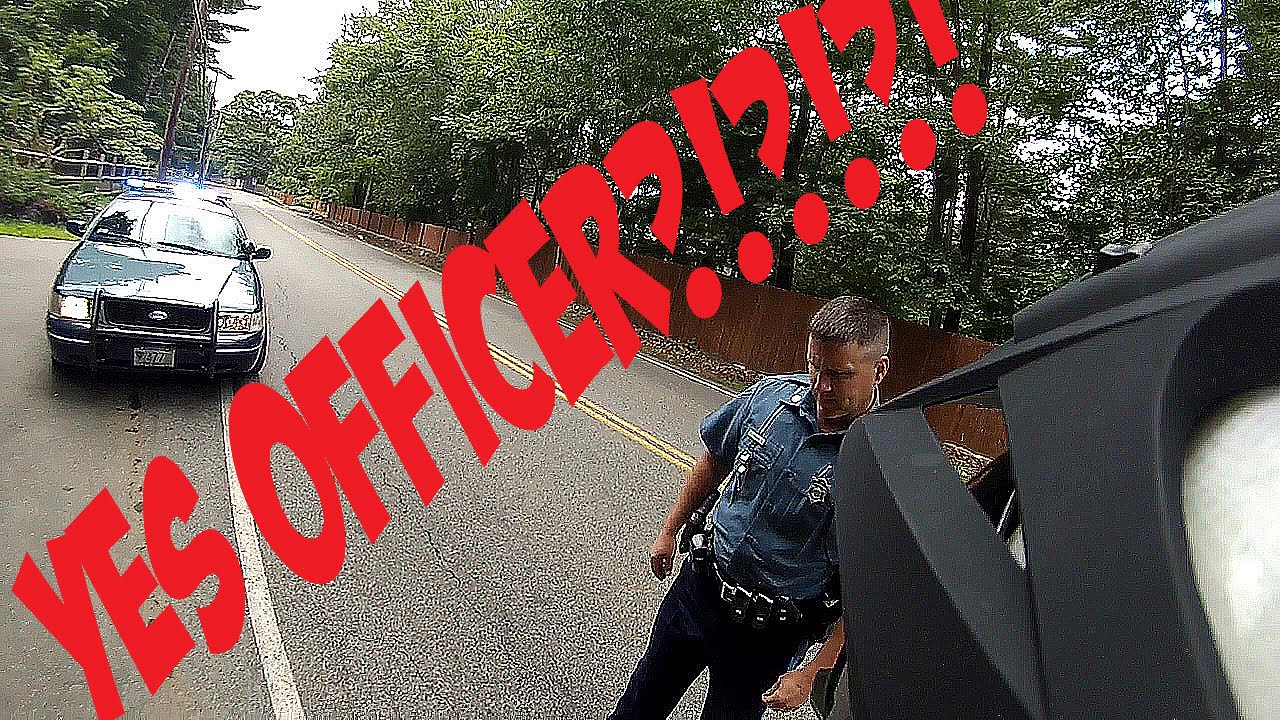 Coolest Cop Ever Pulls Over Motorcycle