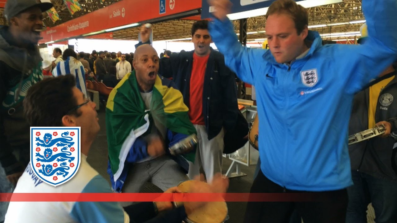 Uruguay 2-1 England - Tubes soaks up the atmosphere | Tubes in Brazil