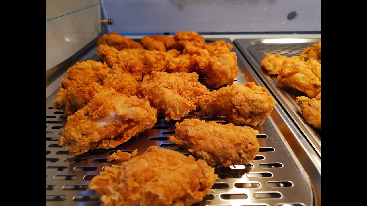 OTTOMAN FAST FOOD ÜRÜNLERİ KULLANIMI (ALTIN RENGİ TAVUKLAR)